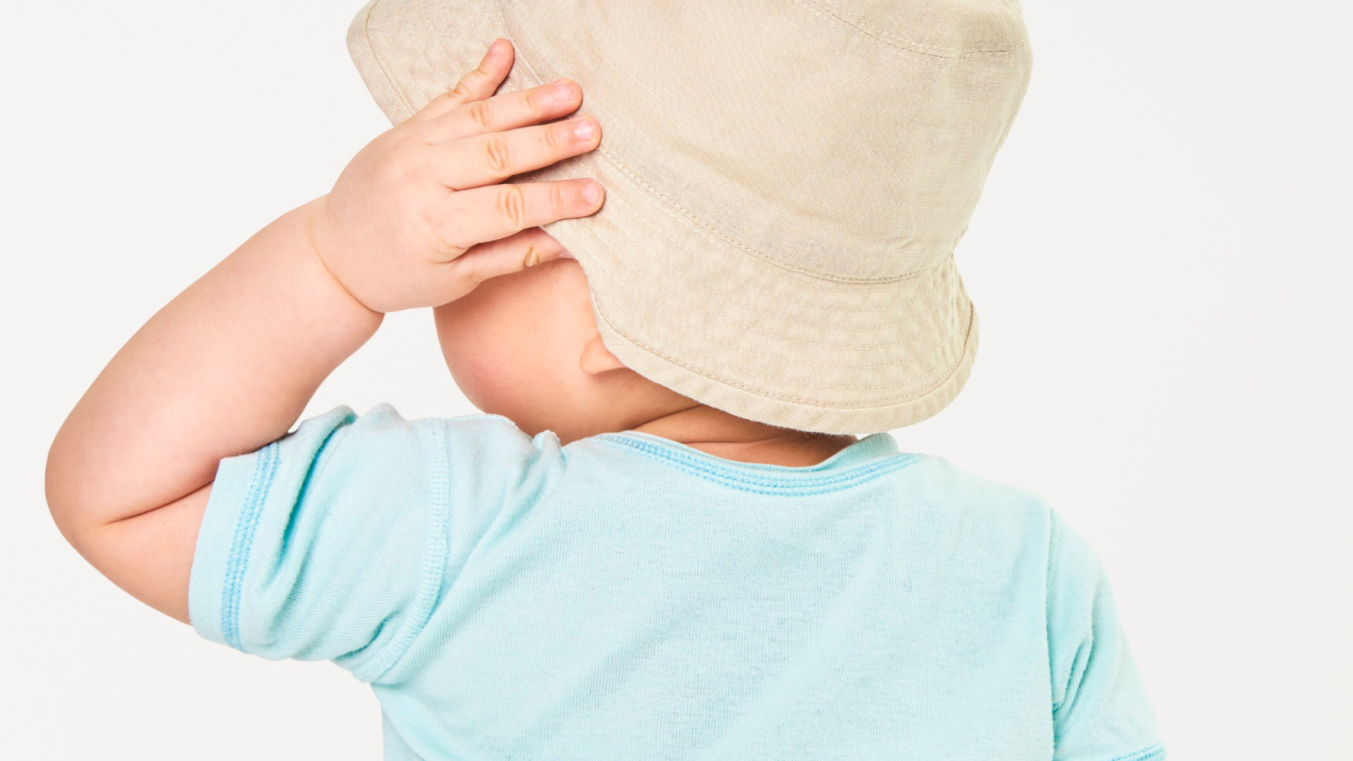 Couvre-chef anti-uv pour enfant : les critères à vérifier avant d’acheter